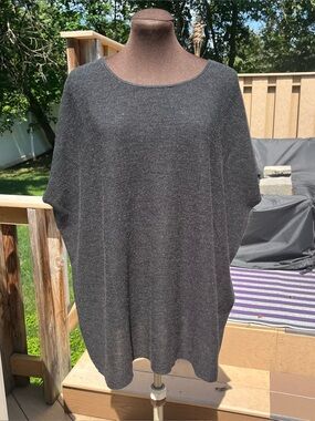 Eileen Fisher 100% Merino Wool Boxy Sleeveless Lightweight Sweater L Lagenlook